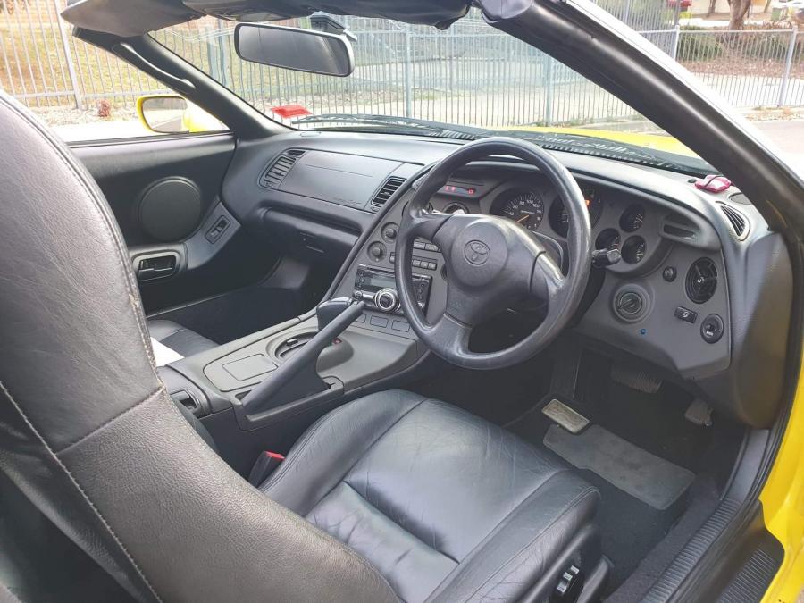 Торпедо Toyota Supra Sport Roof (A80) 1998 года  (AU) (фото 3 из 5)